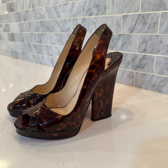 Christian Louboutin Platform Heel 👠 - Picture 2 of 4